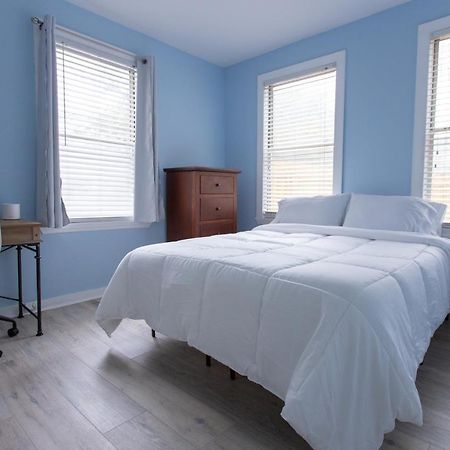 Central & Comfortable Home Walk To The Beach! Jacksonville Beach Exteriör bild