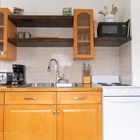 Central & Comfortable Home Walk To The Beach! Jacksonville Beach Exteriör bild