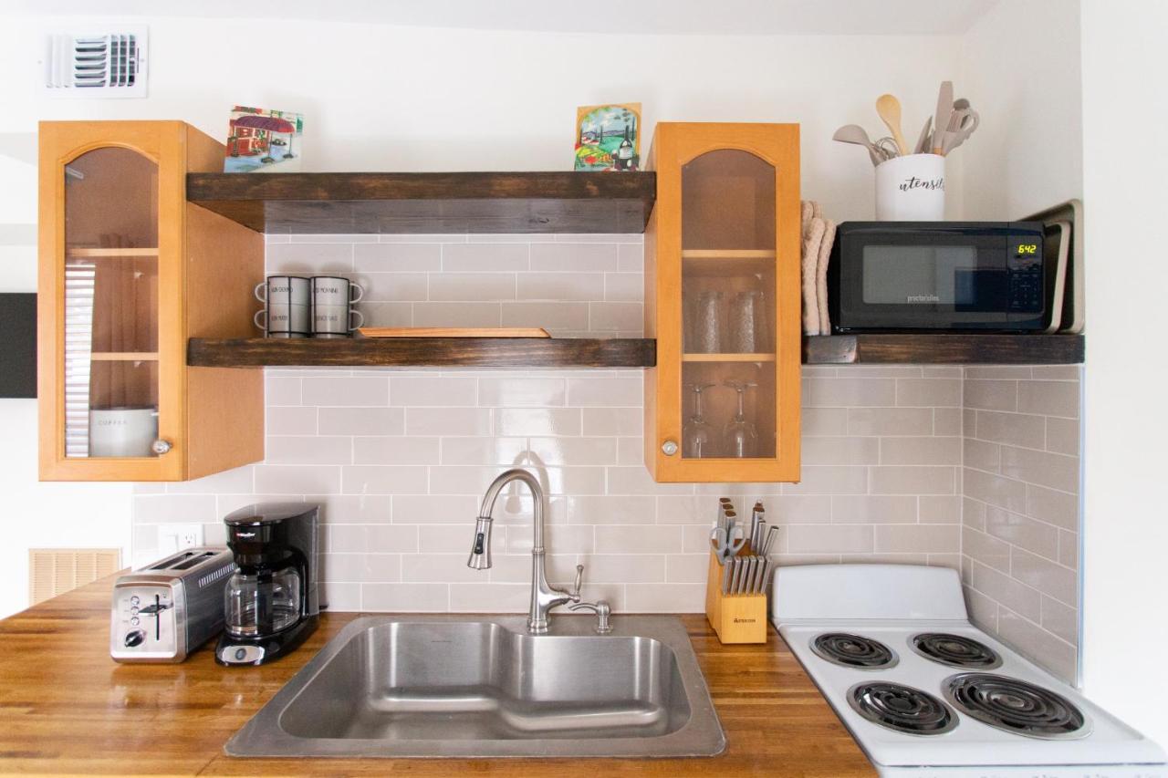 Central & Comfortable Home Walk To The Beach! Jacksonville Beach Exteriör bild